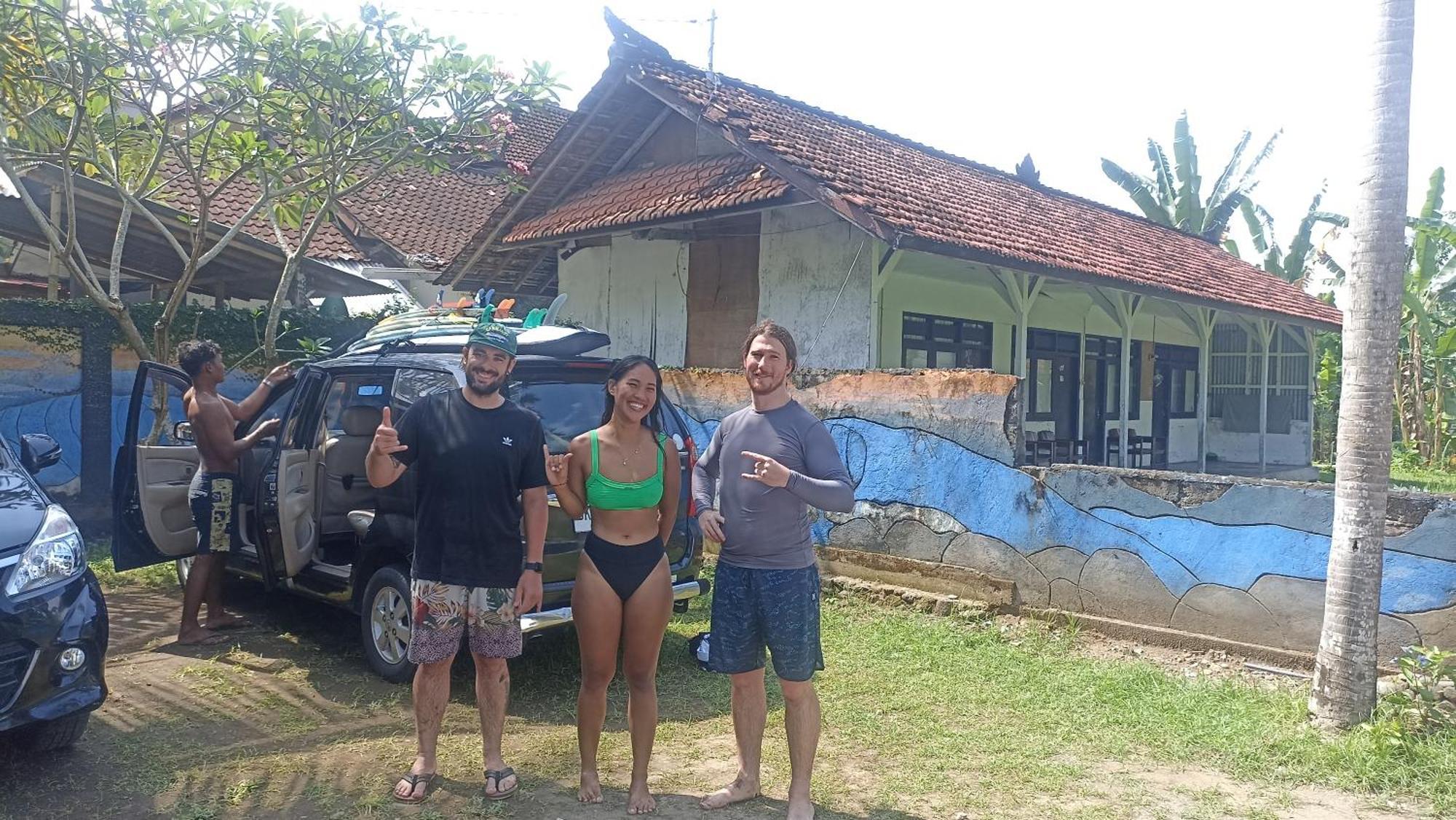 Ayolah Surf House &Surf Camp Apartment Jembrana  Exterior photo